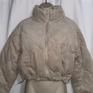 Cropped puffer jacket, Size Medium